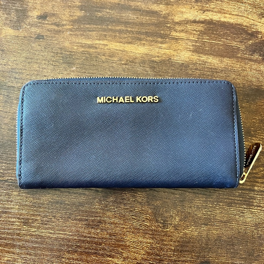 Women’s Michael Kors wallet. navy blue. Gently used.